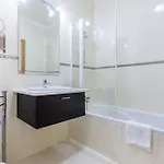 Sea Breeze 라고스